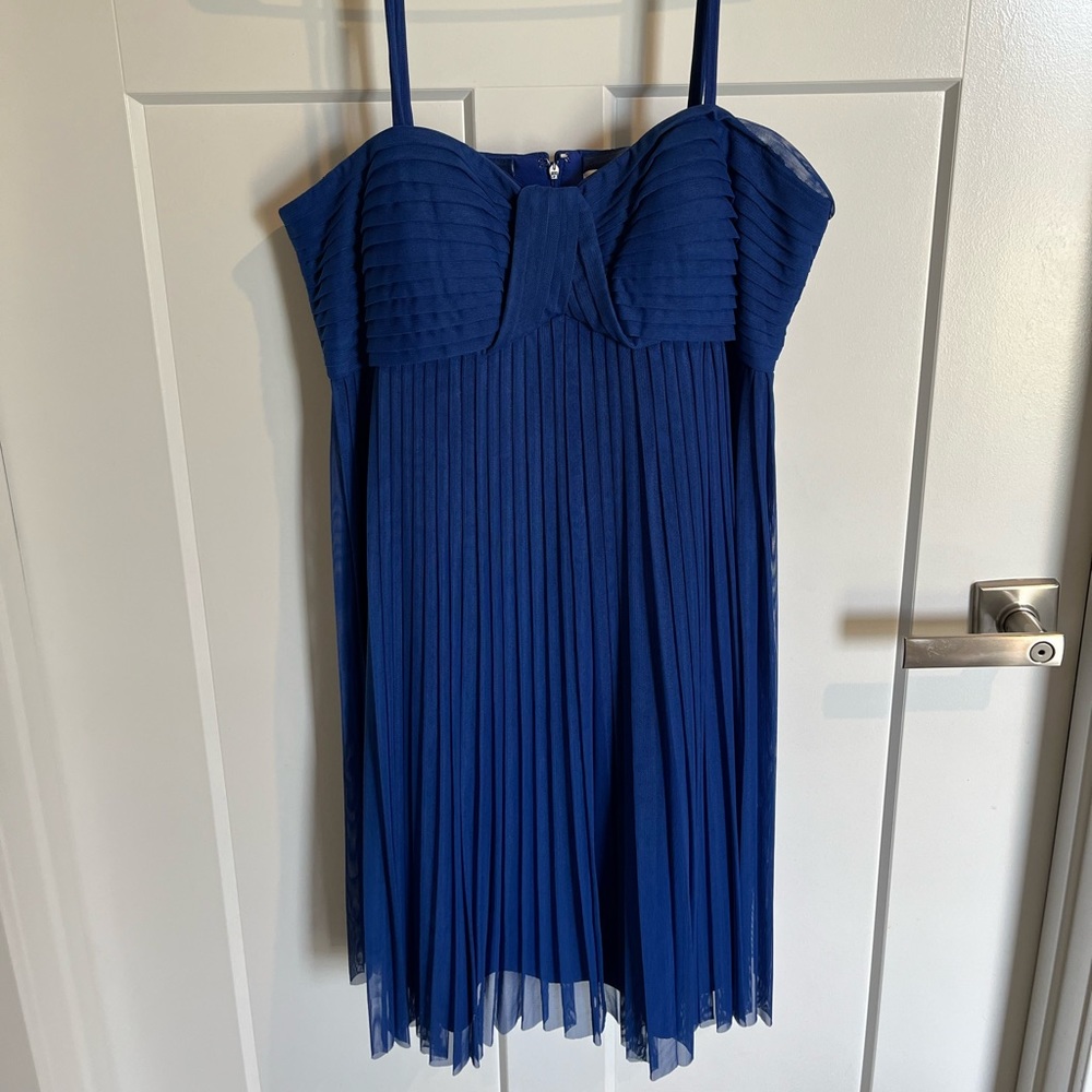Calvin Klein knee length cocktail dress
